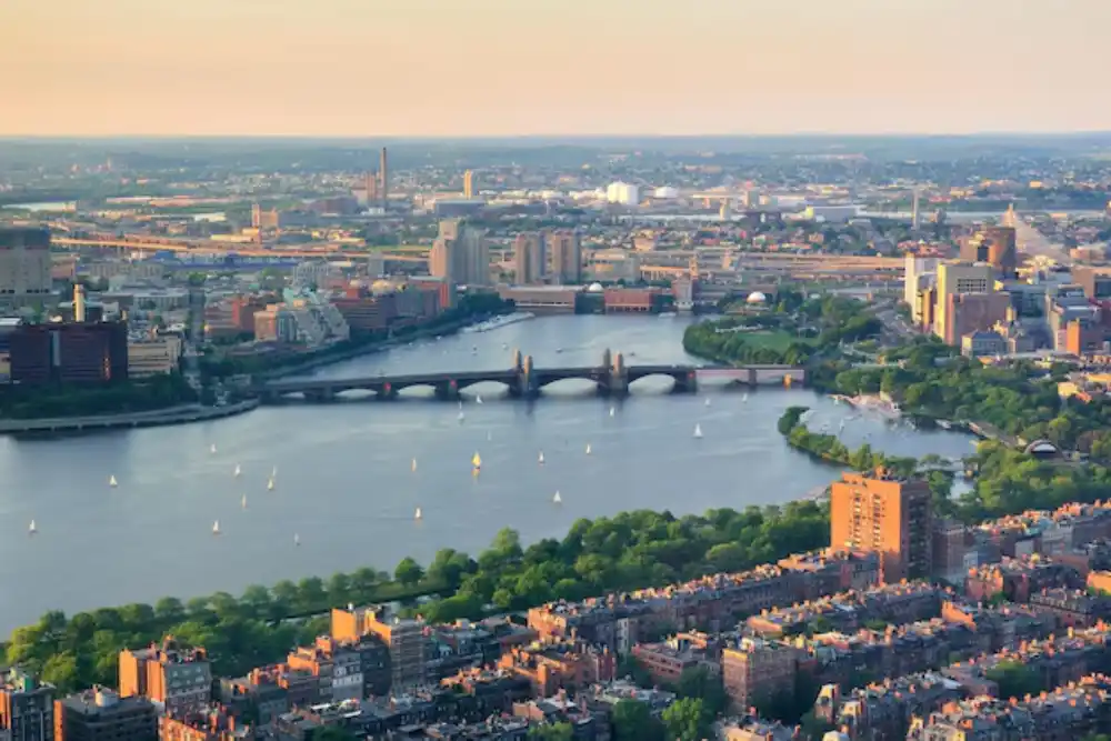 21 Air Boston Office, Massachusetts