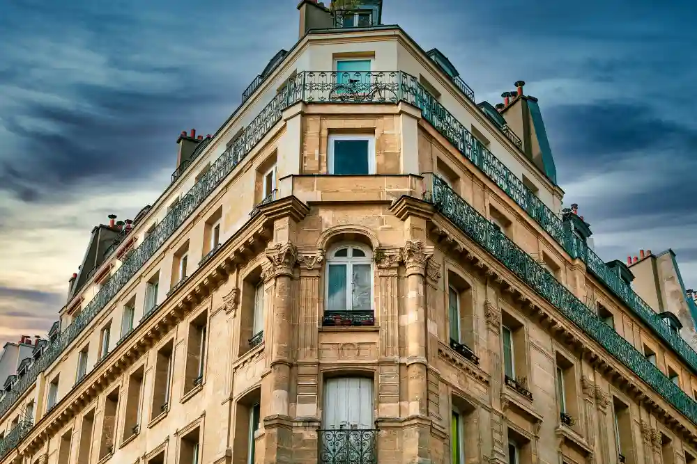 21 Air Lyon Office In France
