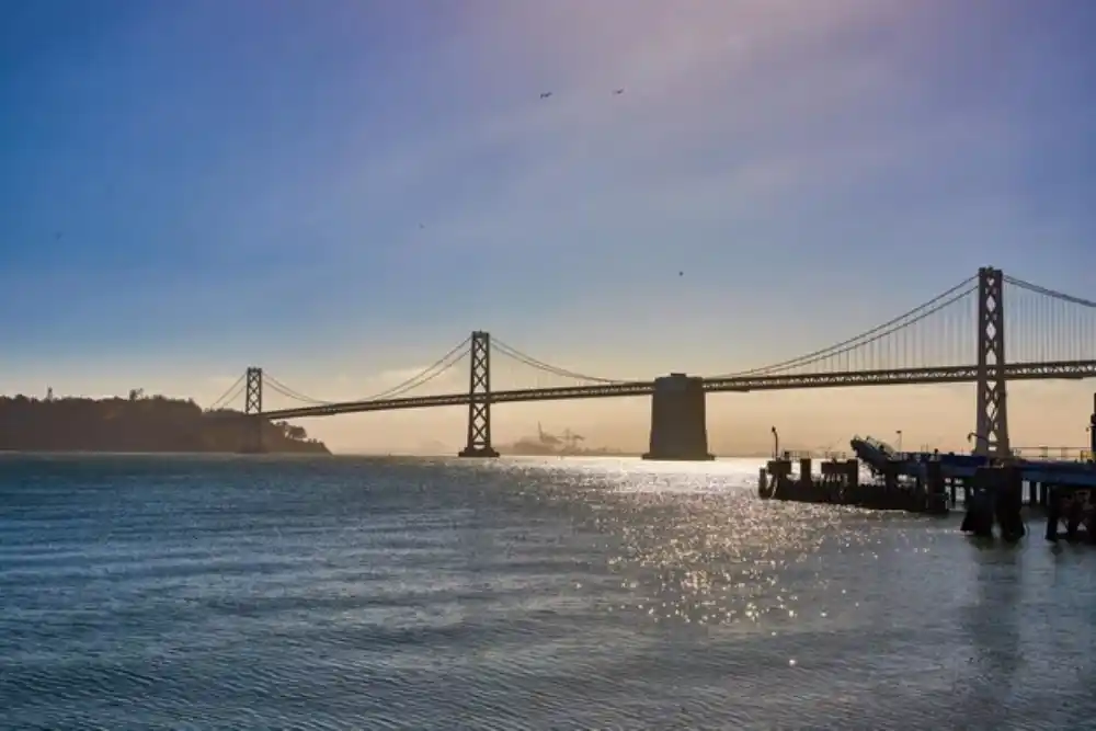 21 Air Oakland Office, California