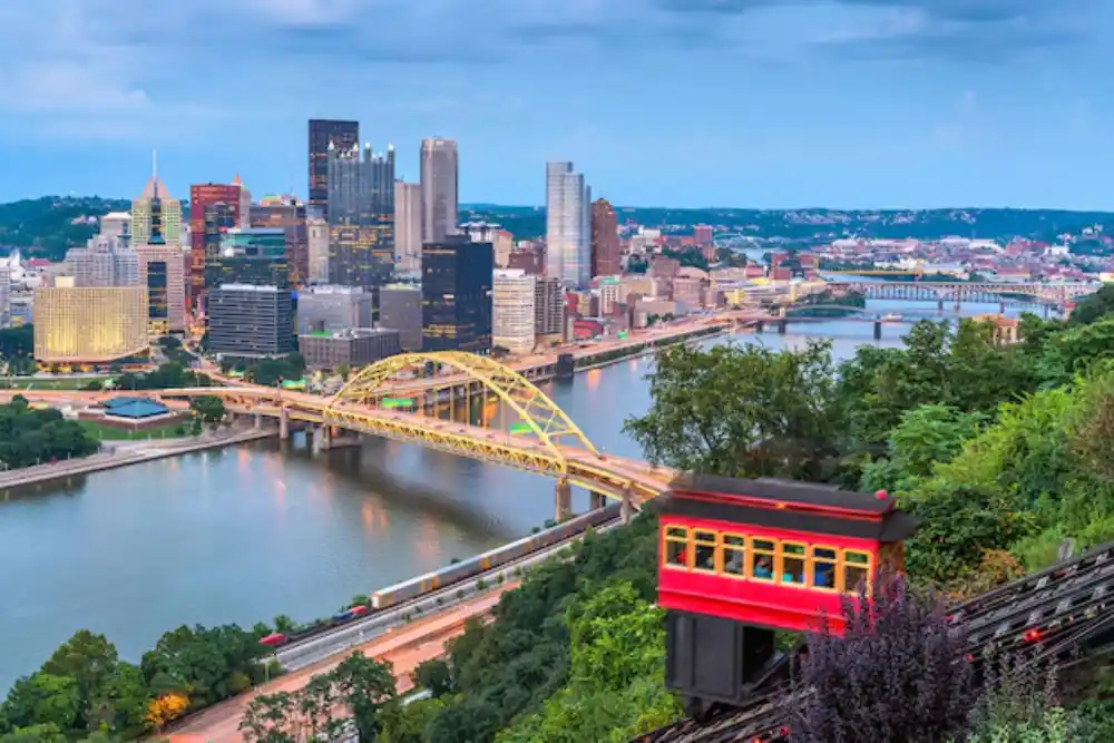 21 Air Pittsburgh Office, Pennsylvania